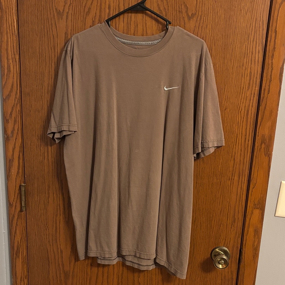 vintage Nike Tan Short Sleeve Tee (unisex)